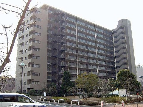 ファミールハイツ八尾　A棟