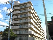 パレス八尾山本